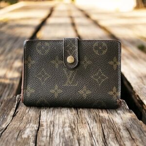 Louis Vuitton Brown Monogram Card Holder